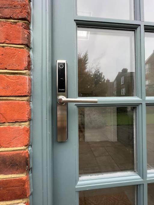 Forge Cottage - Pretty 1 Bedroom Cottage With Free Off Street Parking Londres Exterior foto